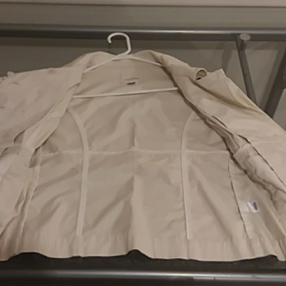 Tan button up jacket - Picture 3 of 4